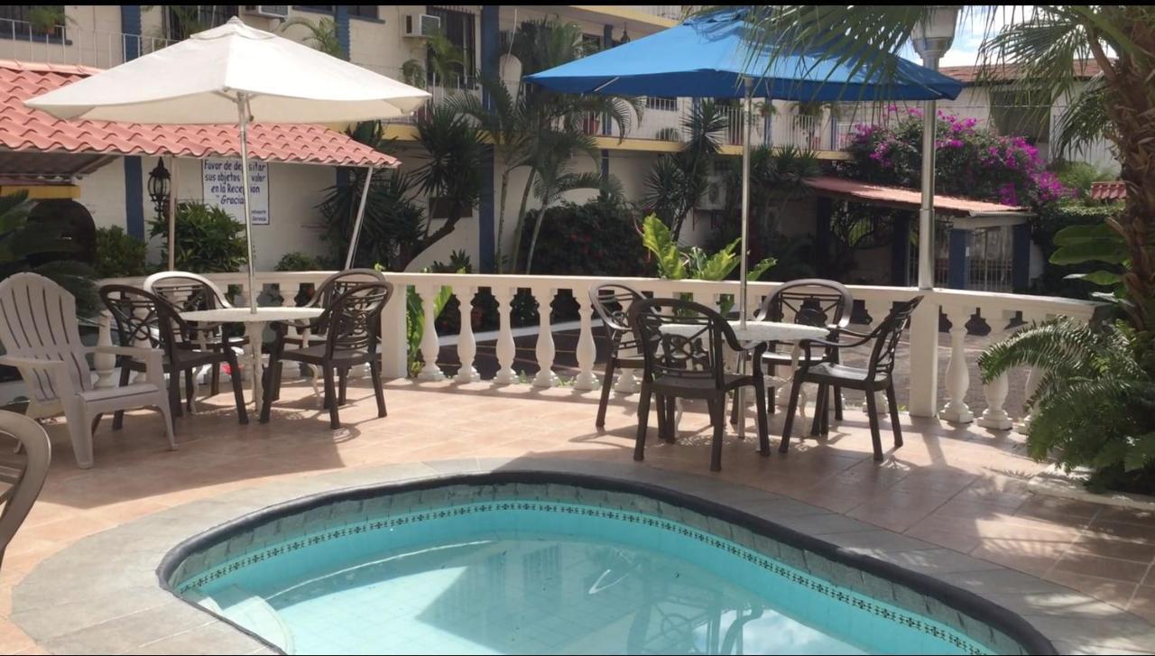 Arcos Hotel Catemaco Luaran gambar